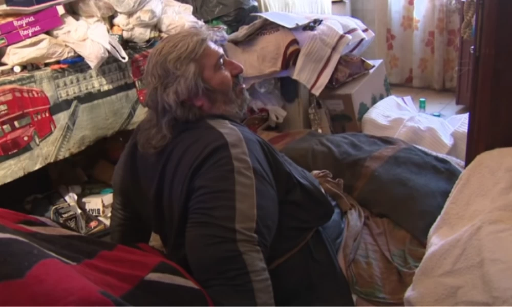 Γαλλία: Γκρέμισαν την πρόσοψη κτιρίου για να μεταφερθεί παχύσαρκος άνδρας στο νοσοκομείο (βίντεο)